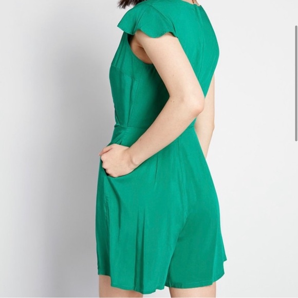 ModCloth x Collectif On Island Time Romper - Picture 2 of 4